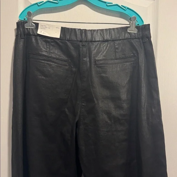 450 -American Eagle high rise ultra wide leg trouser - shiny black - Picture 6 of 11